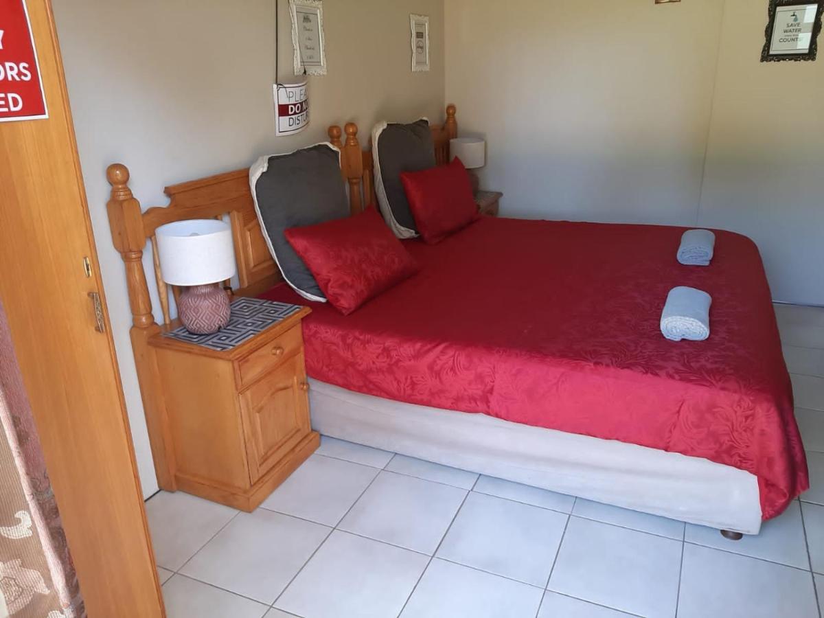 Chariots Guest House Полокване Екстер'єр фото